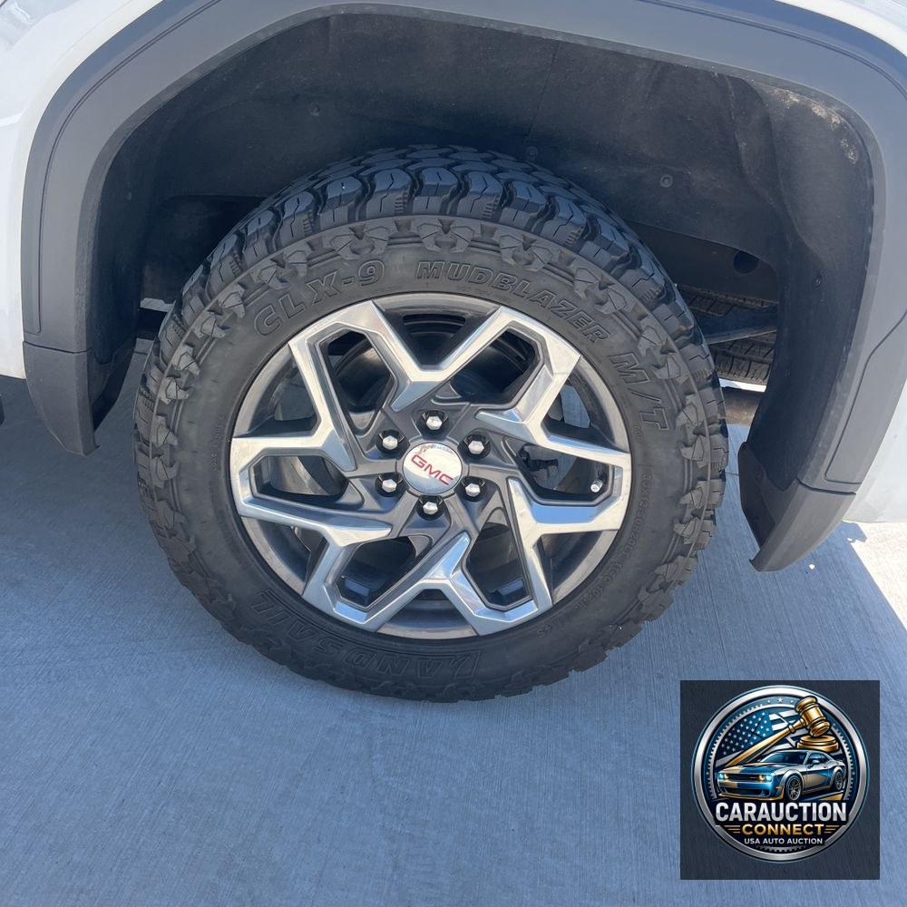 2024 GMC Sierra 1500 SLT