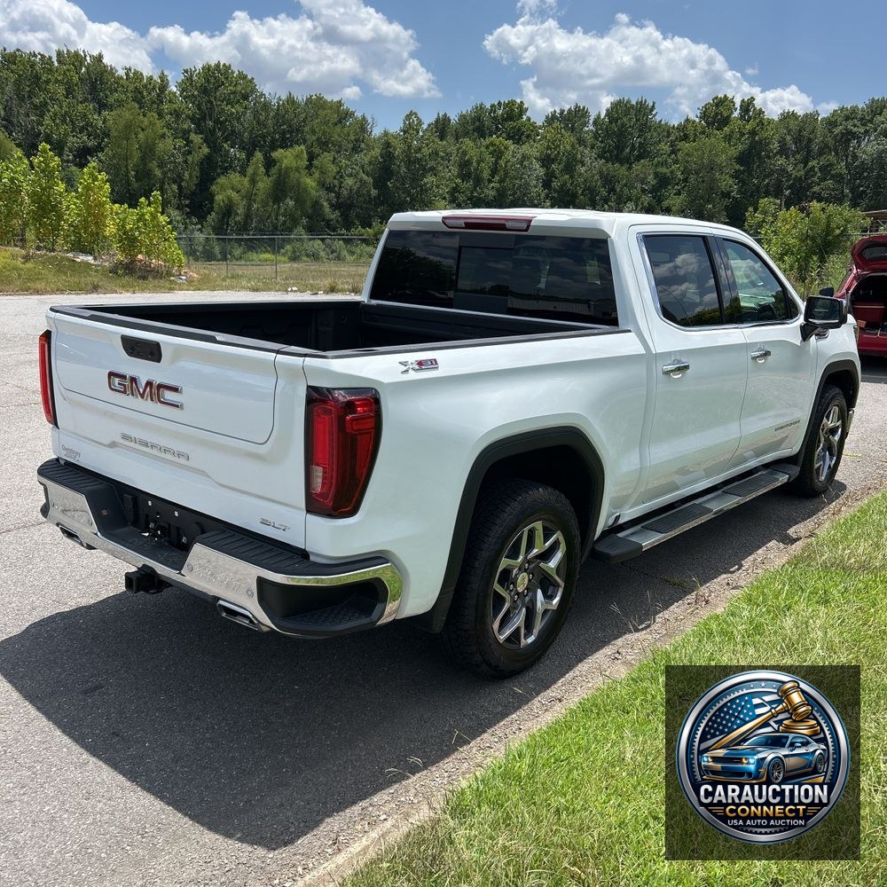 2024 GMC Sierra 1500 SLT
