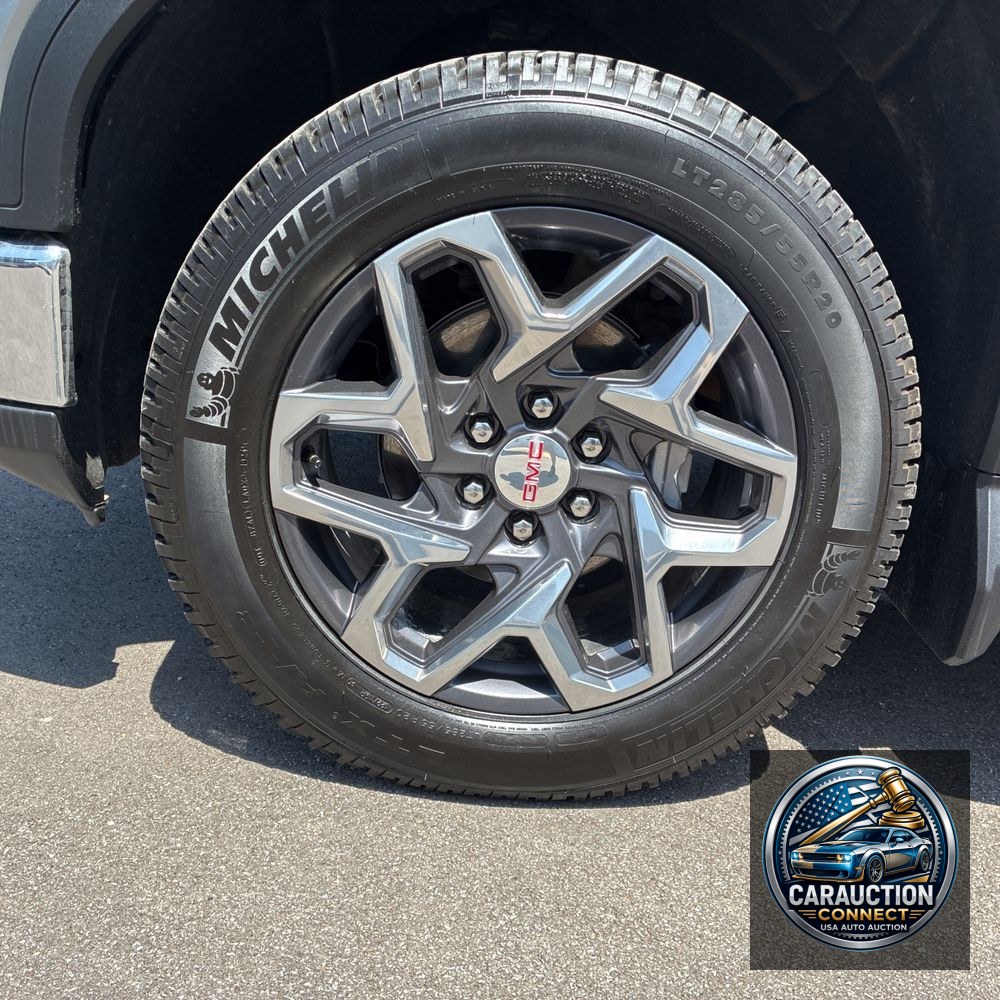 2025 GMC Sierra 1500 SLT