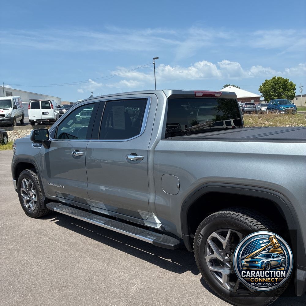 2025 GMC Sierra 1500 SLT