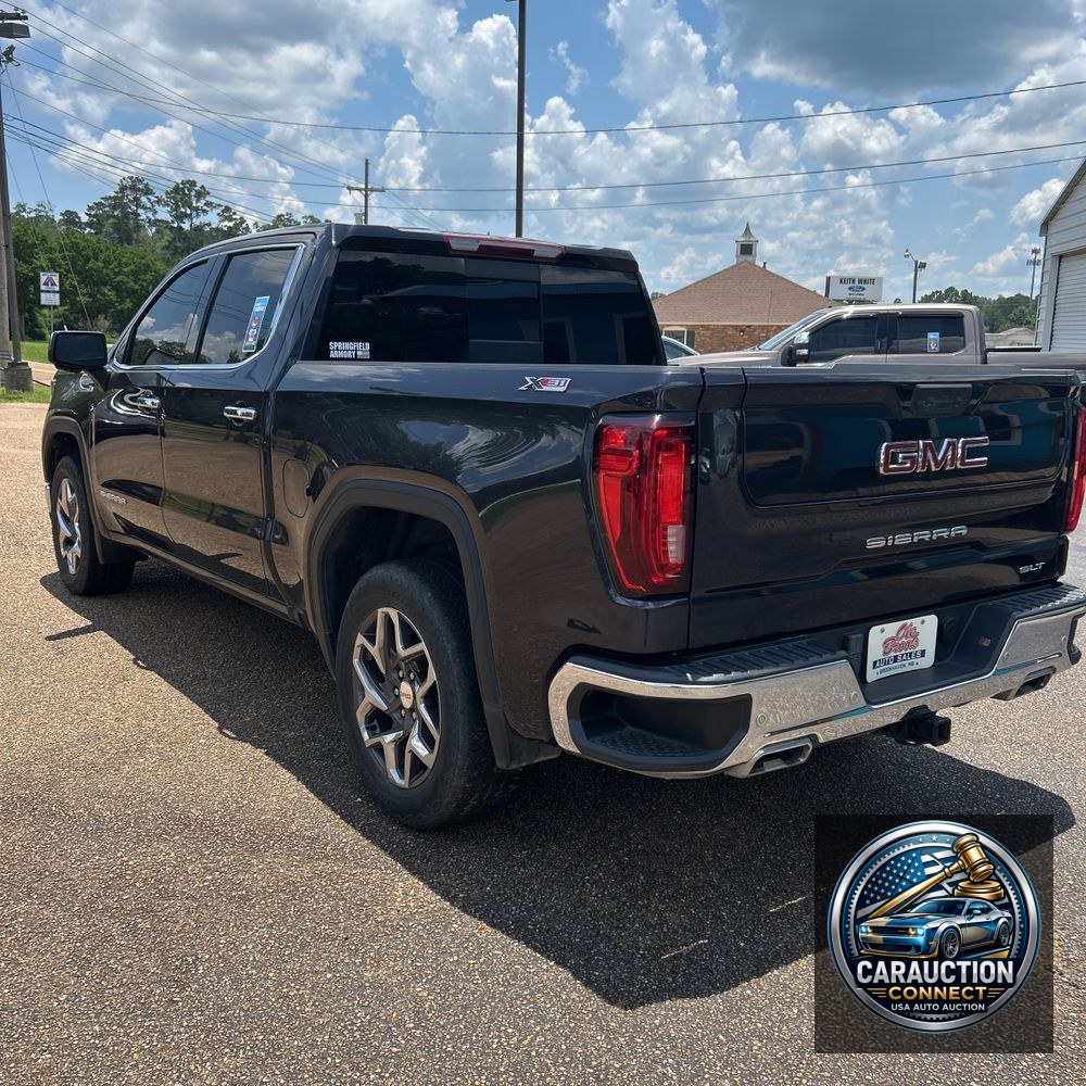 2022 GMC Sierra 1500 SLT