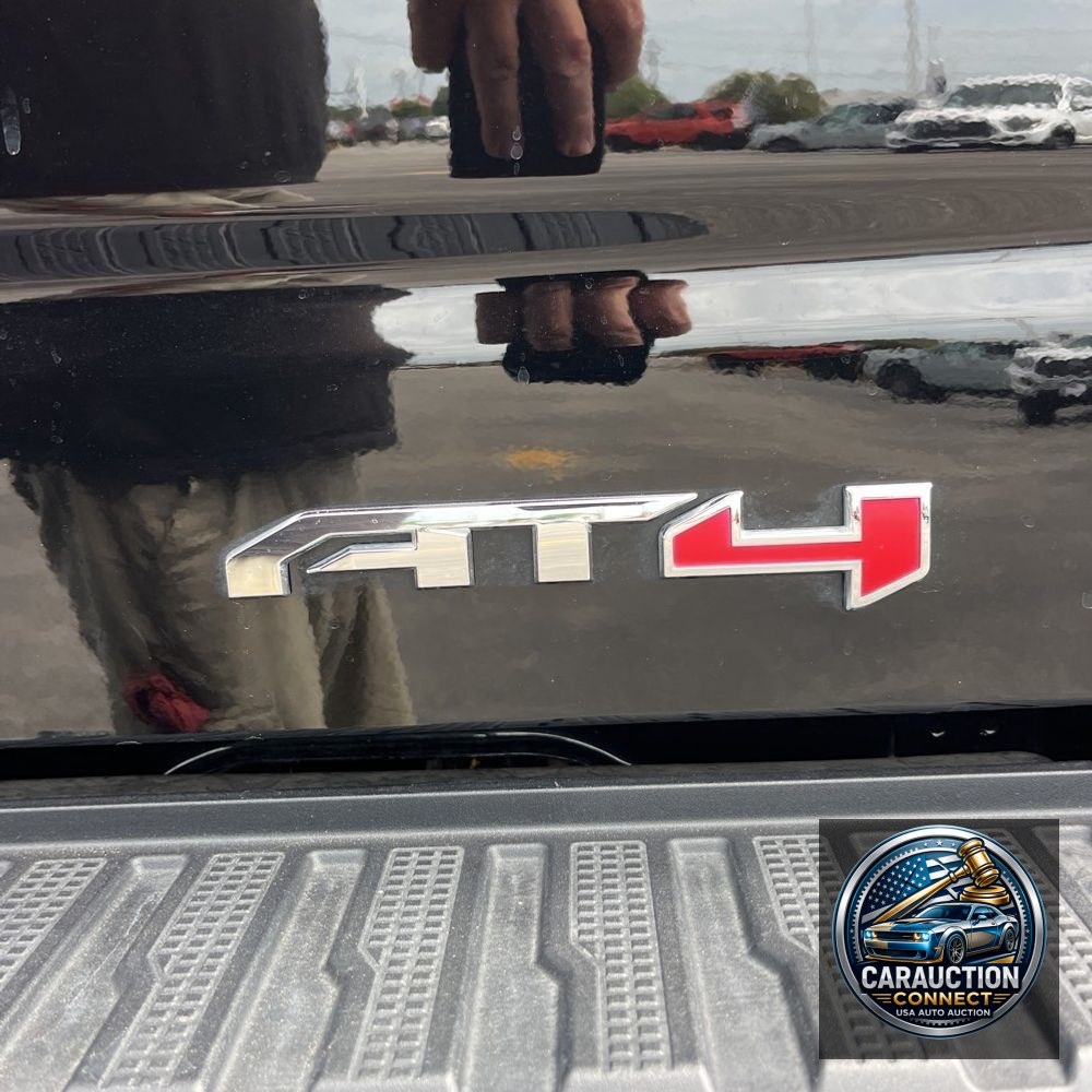 2024 GMC Sierra 1500 AT4
