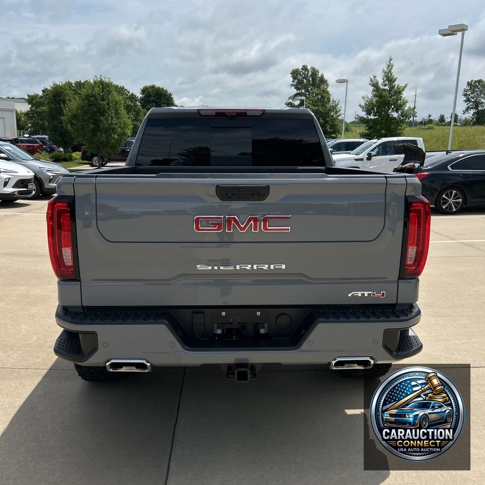 2024 GMC Sierra 1500 AT4