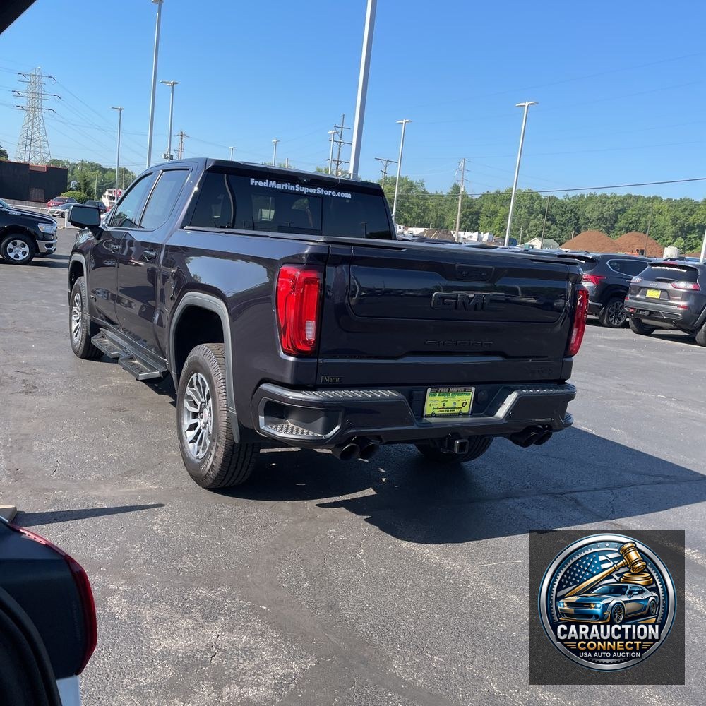 2023 GMC Sierra 1500 AT4