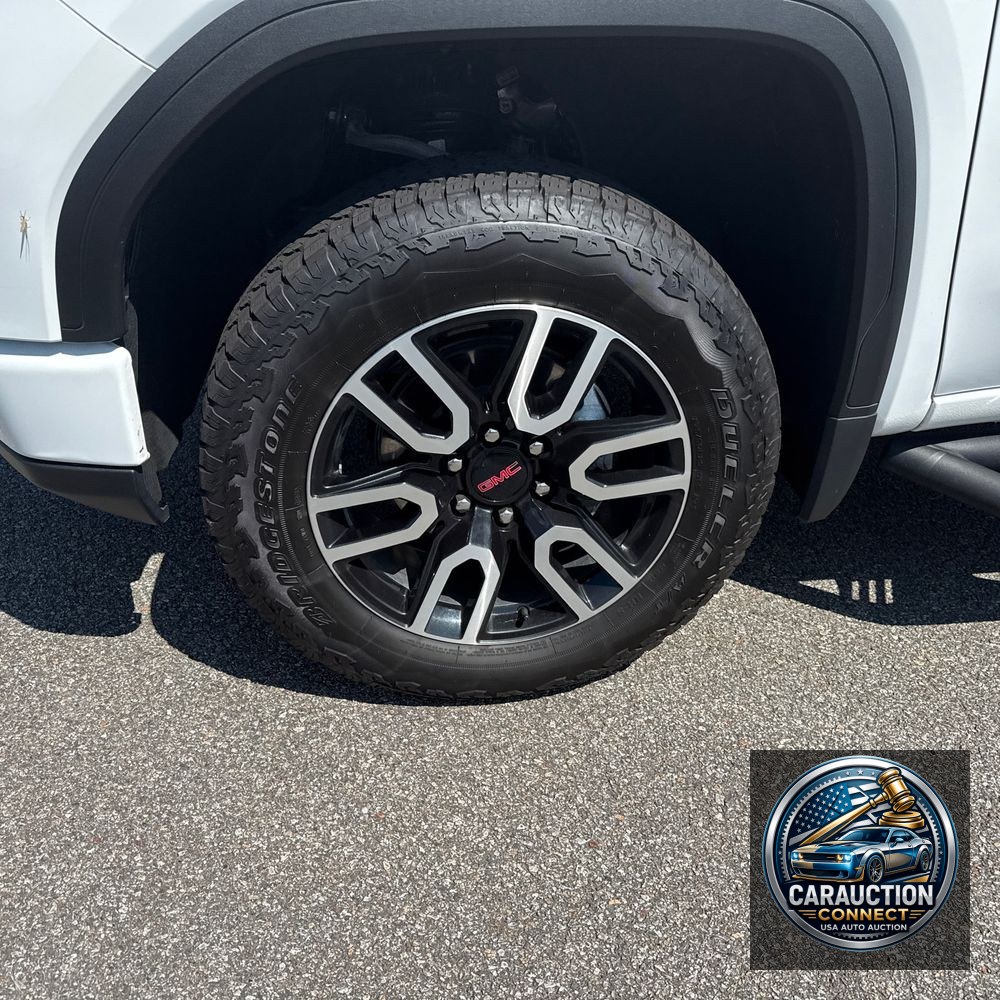 2025 GMC Sierra 1500 AT4