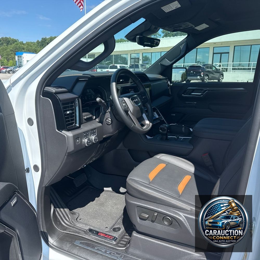 2025 GMC Sierra 1500 AT4