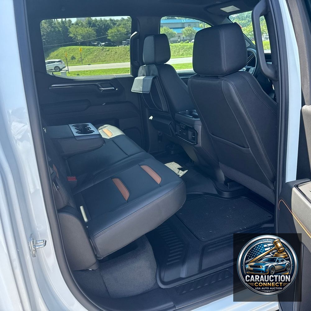 2025 GMC Sierra 1500 AT4