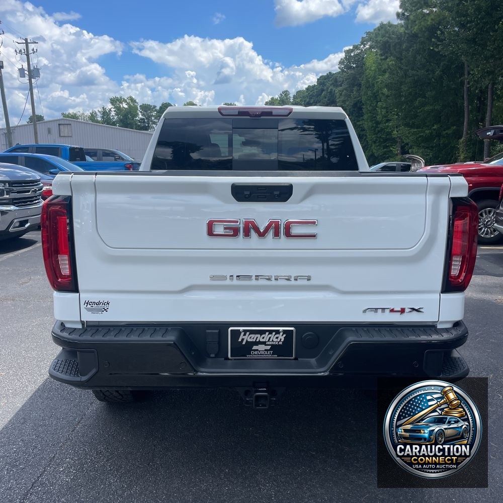2024 GMC Sierra 1500 AT4X