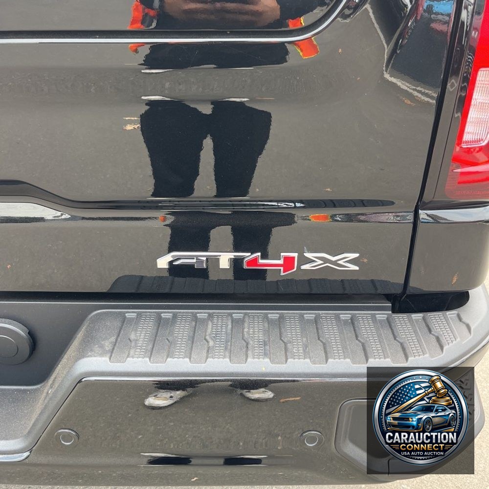 2024 GMC Sierra 1500 AT4X