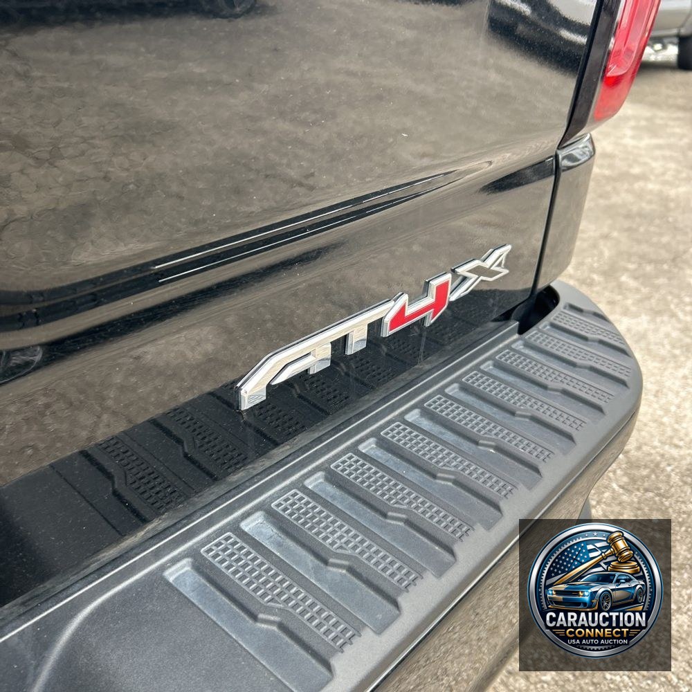 2023 GMC Sierra 1500 AT4X