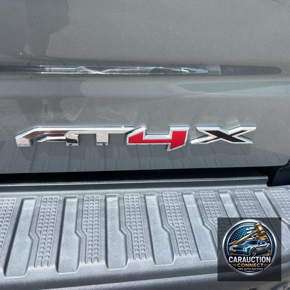 2023 GMC Sierra 1500 AT4X