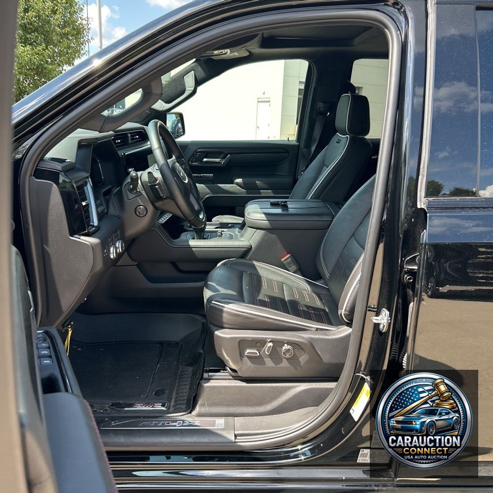 2025 GMC Sierra 1500 AT4X