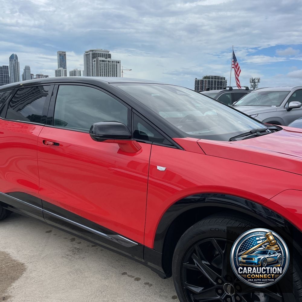 2025 Cadillac OPTIQ Sport 1