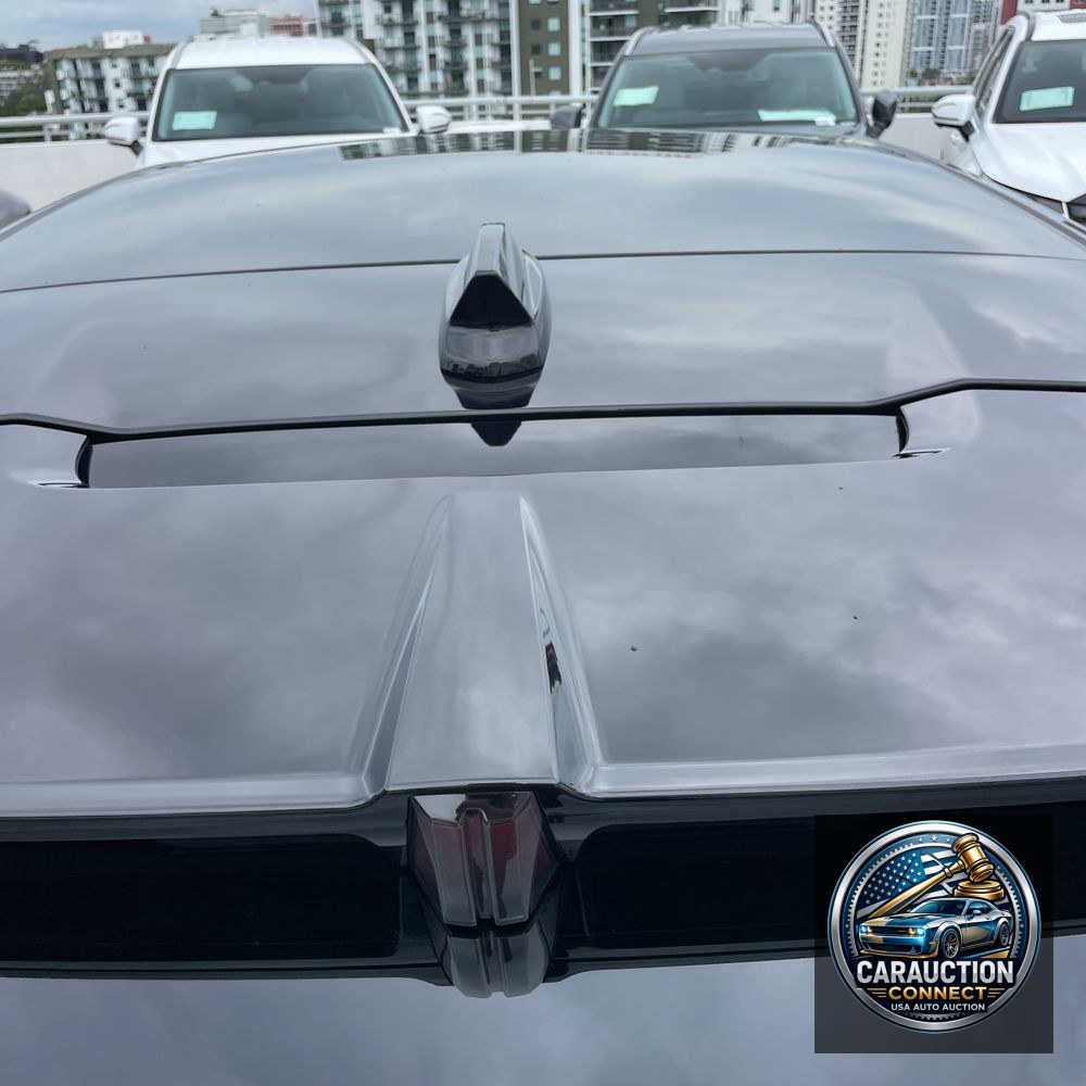2025 Cadillac OPTIQ Sport 1