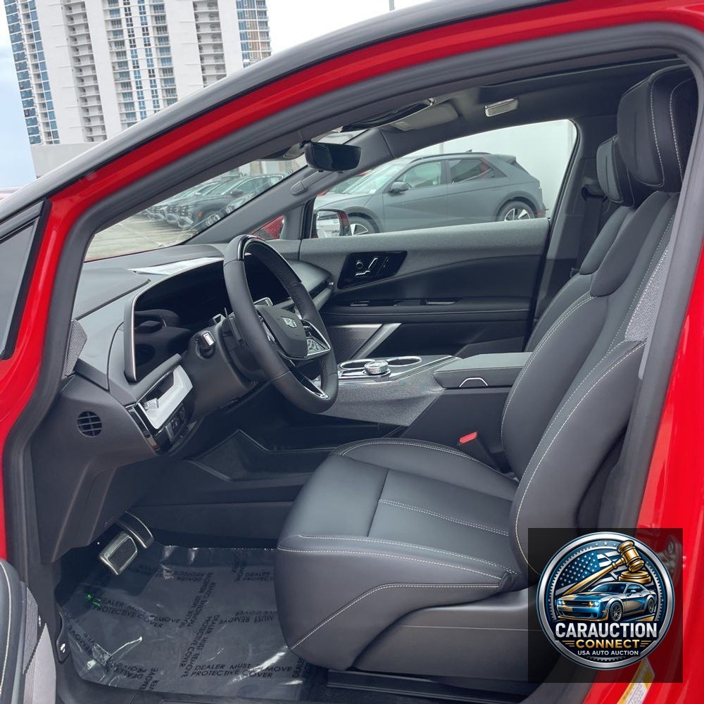 2025 Cadillac OPTIQ Sport 1