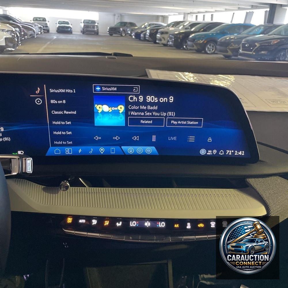 2025 Cadillac OPTIQ Sport 1