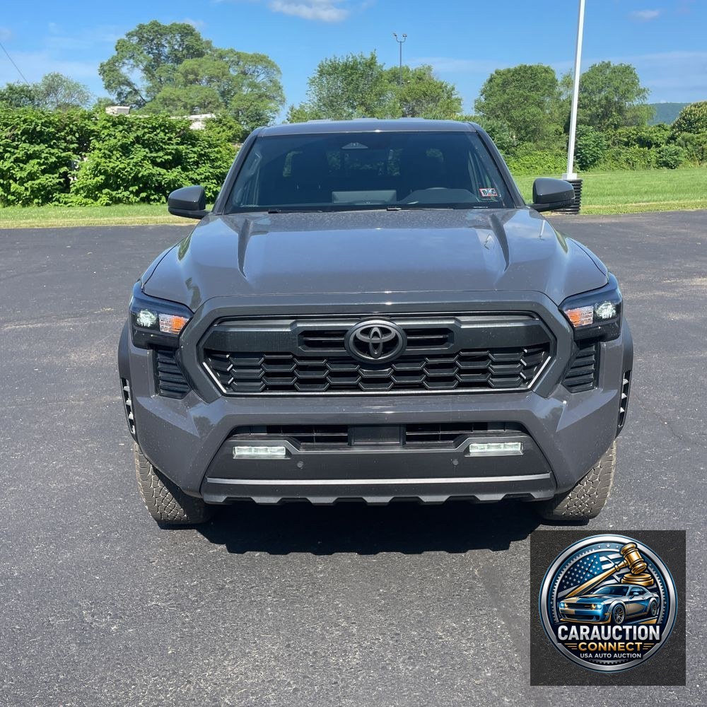 2024 Toyota Tacoma TRD Off-Road