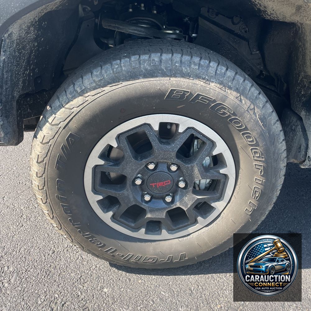 2024 Toyota Tacoma TRD Off-Road