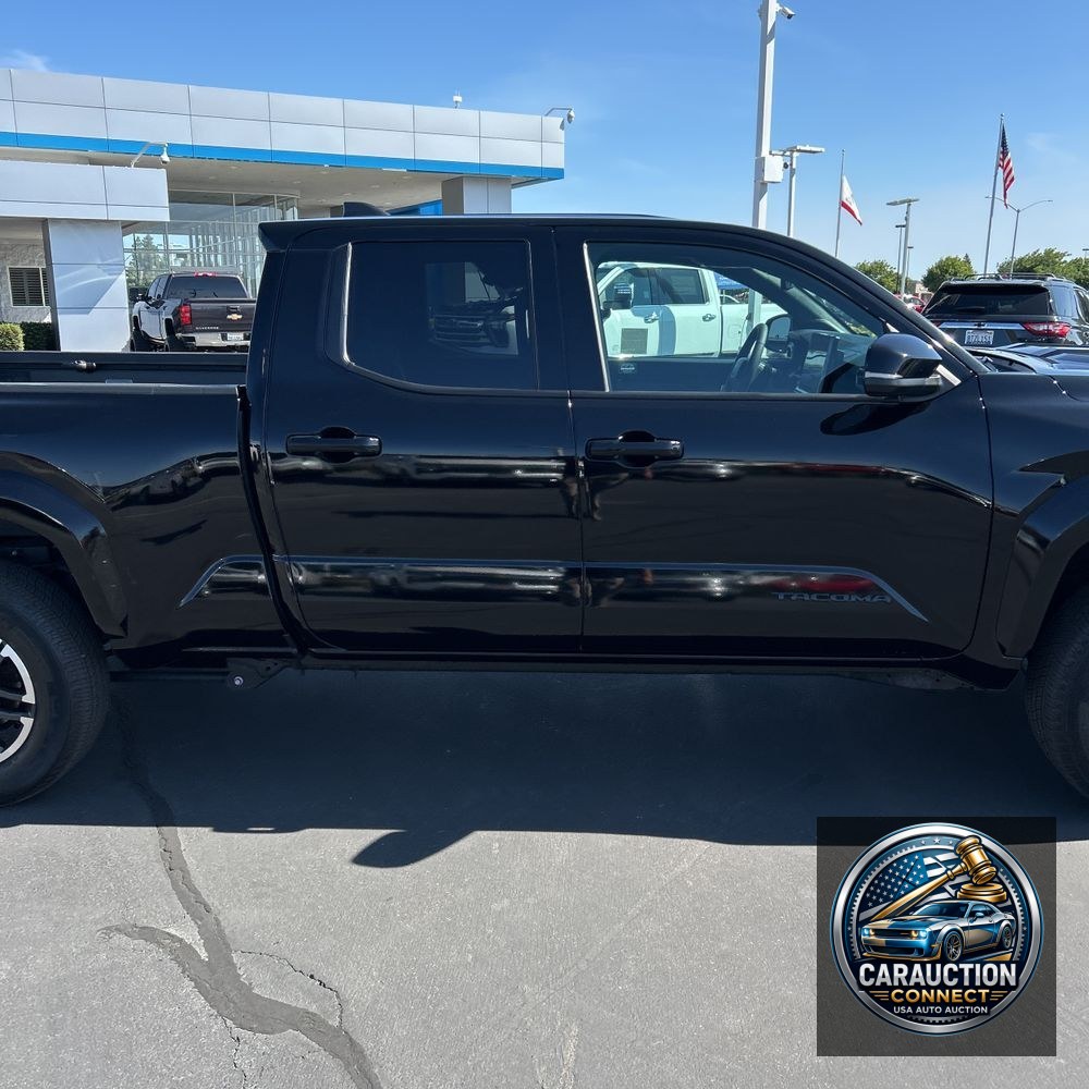 2025 Toyota Tacoma TRD Sport