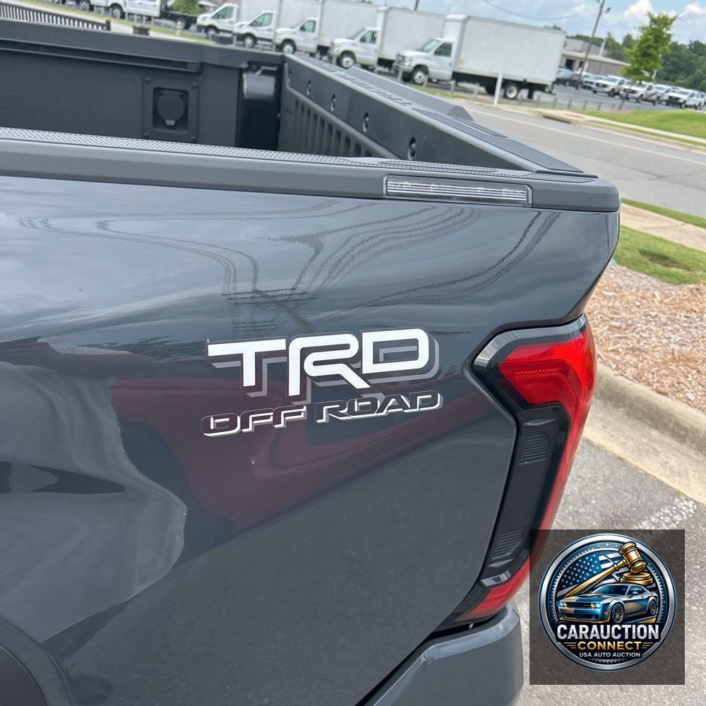 2024 Toyota Tacoma TRD Off-Road HV