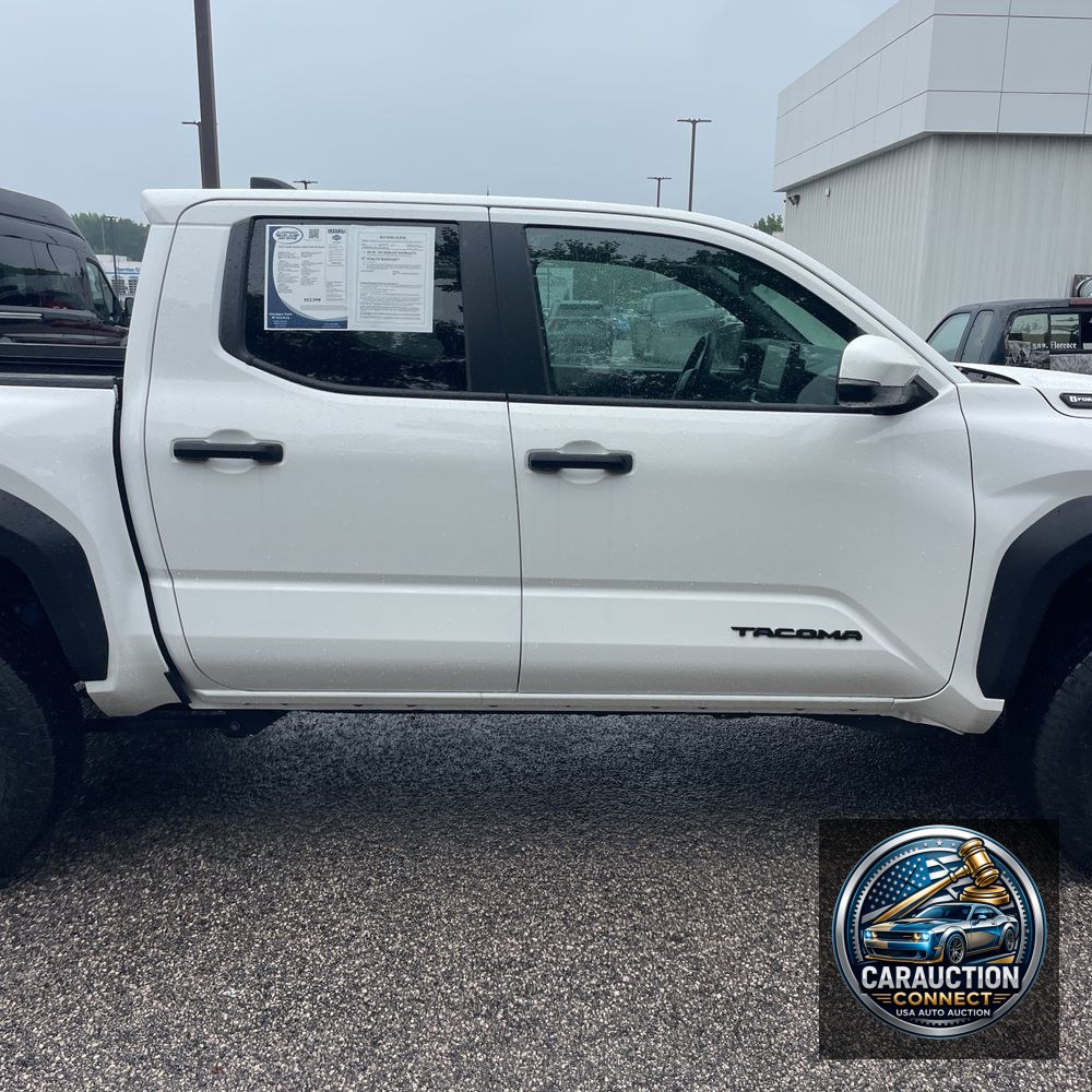 2024 Toyota Tacoma TRD Off-Road HV