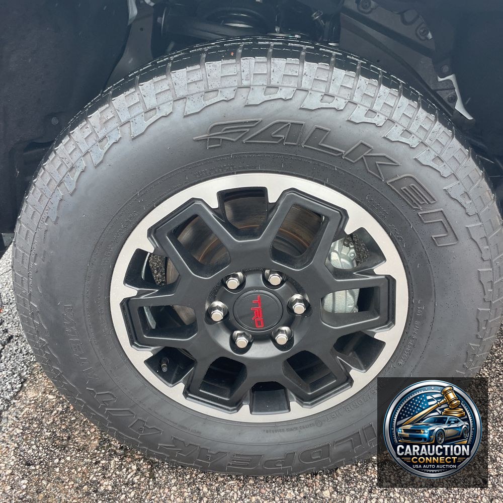 2024 Toyota Tacoma TRD Off-Road HV