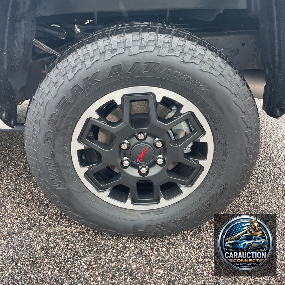 2024 Toyota Tacoma TRD Off-Road HV