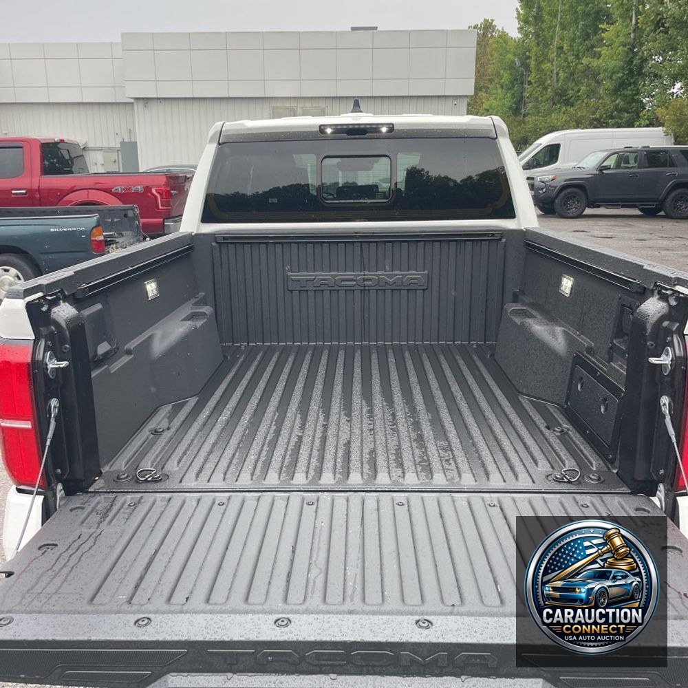 2024 Toyota Tacoma TRD Off-Road HV