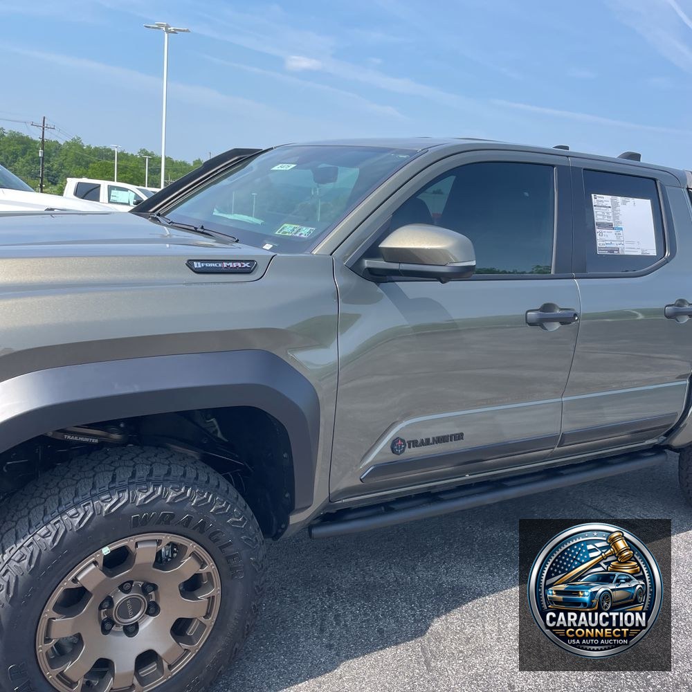 2025 Toyota Tacoma Trailhunter HV