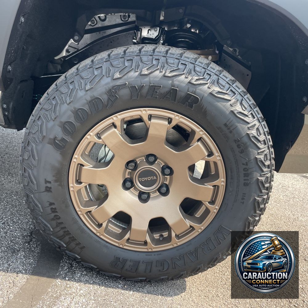 2025 Toyota Tacoma Trailhunter HV