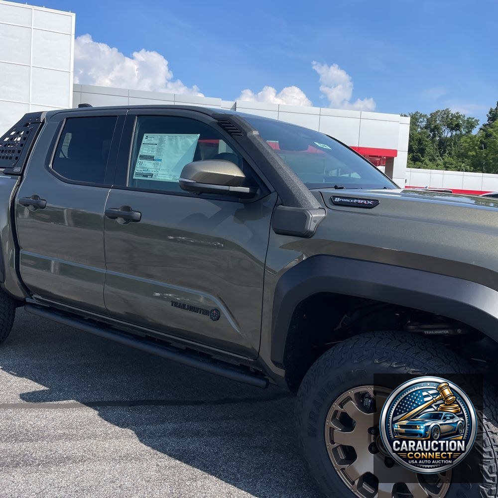 2025 Toyota Tacoma Trailhunter HV
