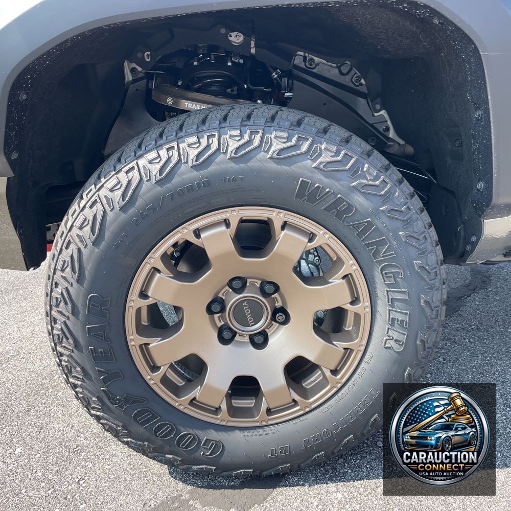 2025 Toyota Tacoma Trailhunter HV