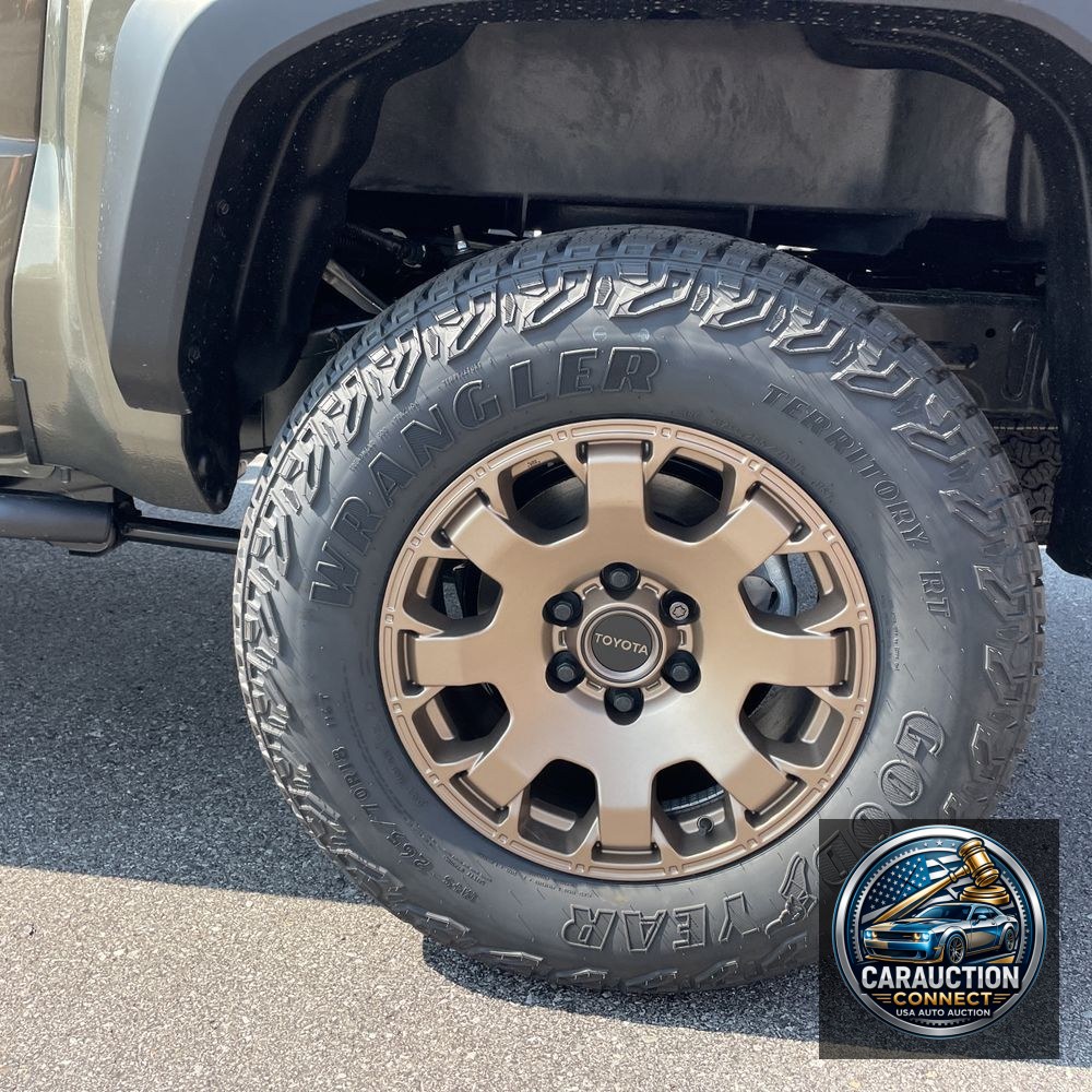 2025 Toyota Tacoma Trailhunter HV