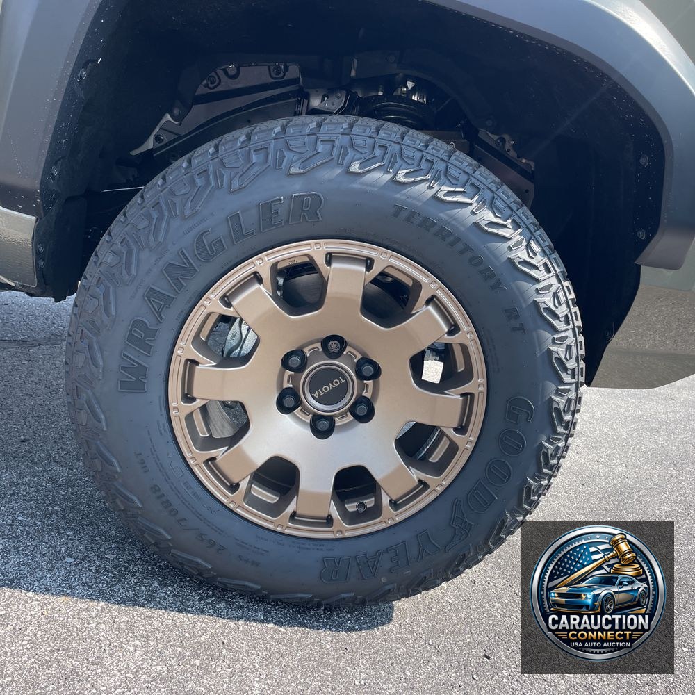 2025 Toyota Tacoma Trailhunter HV