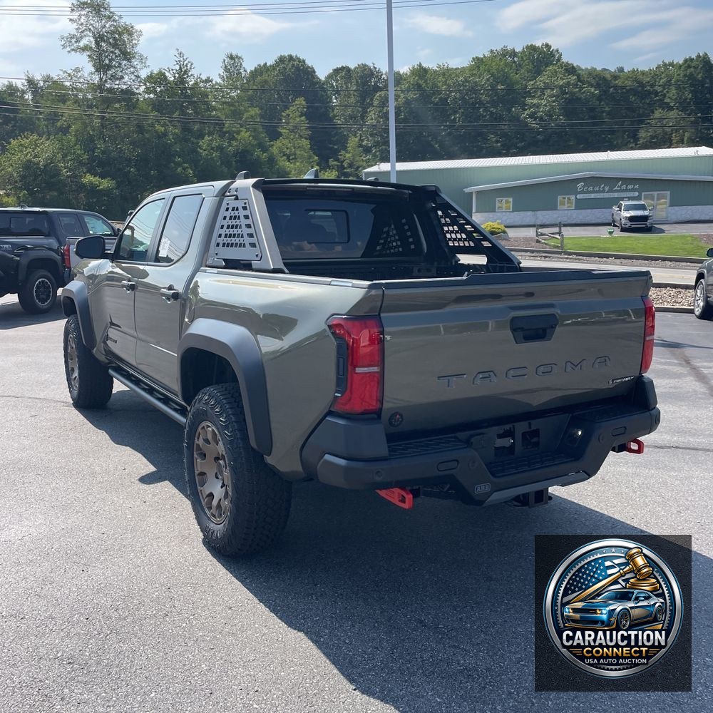 2025 Toyota Tacoma Trailhunter HV