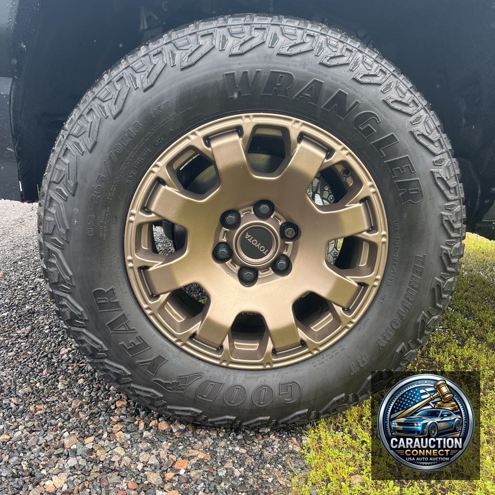 2025 Toyota Tacoma Trailhunter HV