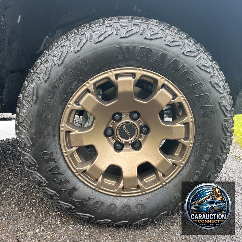 2025 Toyota Tacoma Trailhunter HV