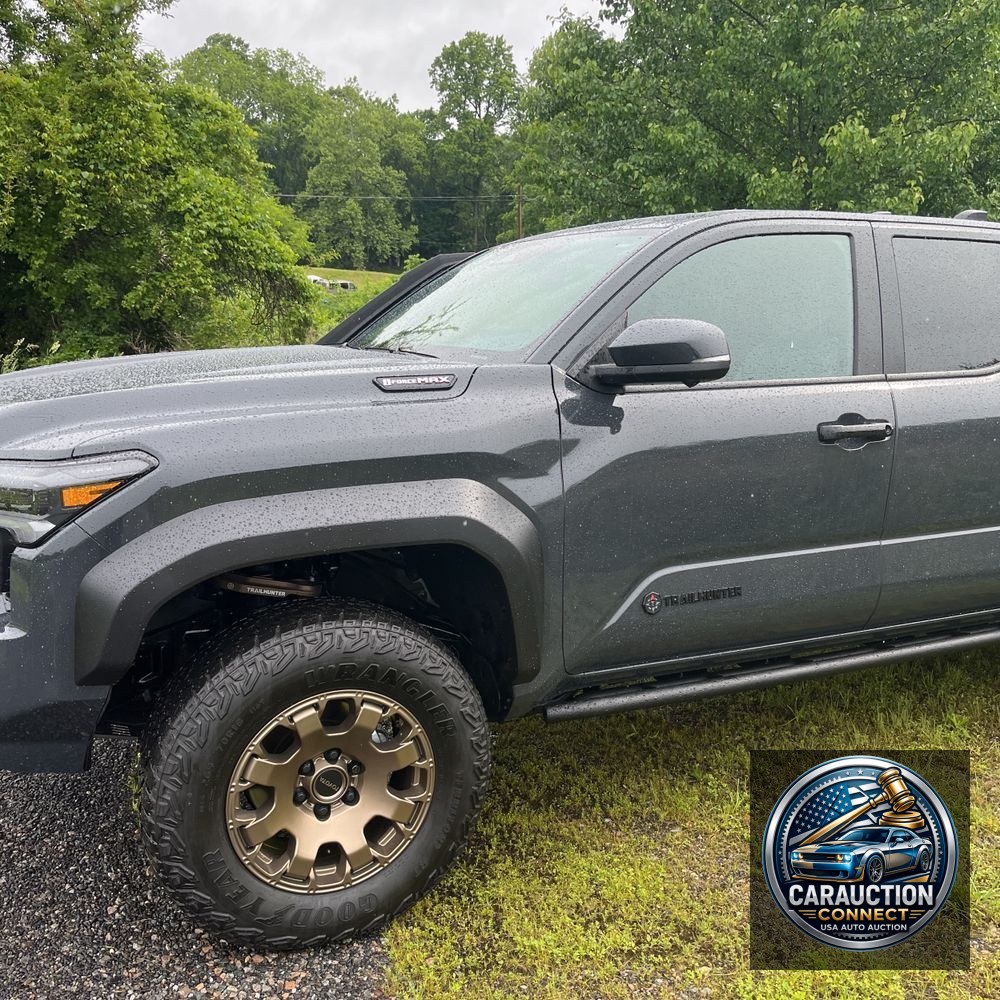 2025 Toyota Tacoma Trailhunter HV