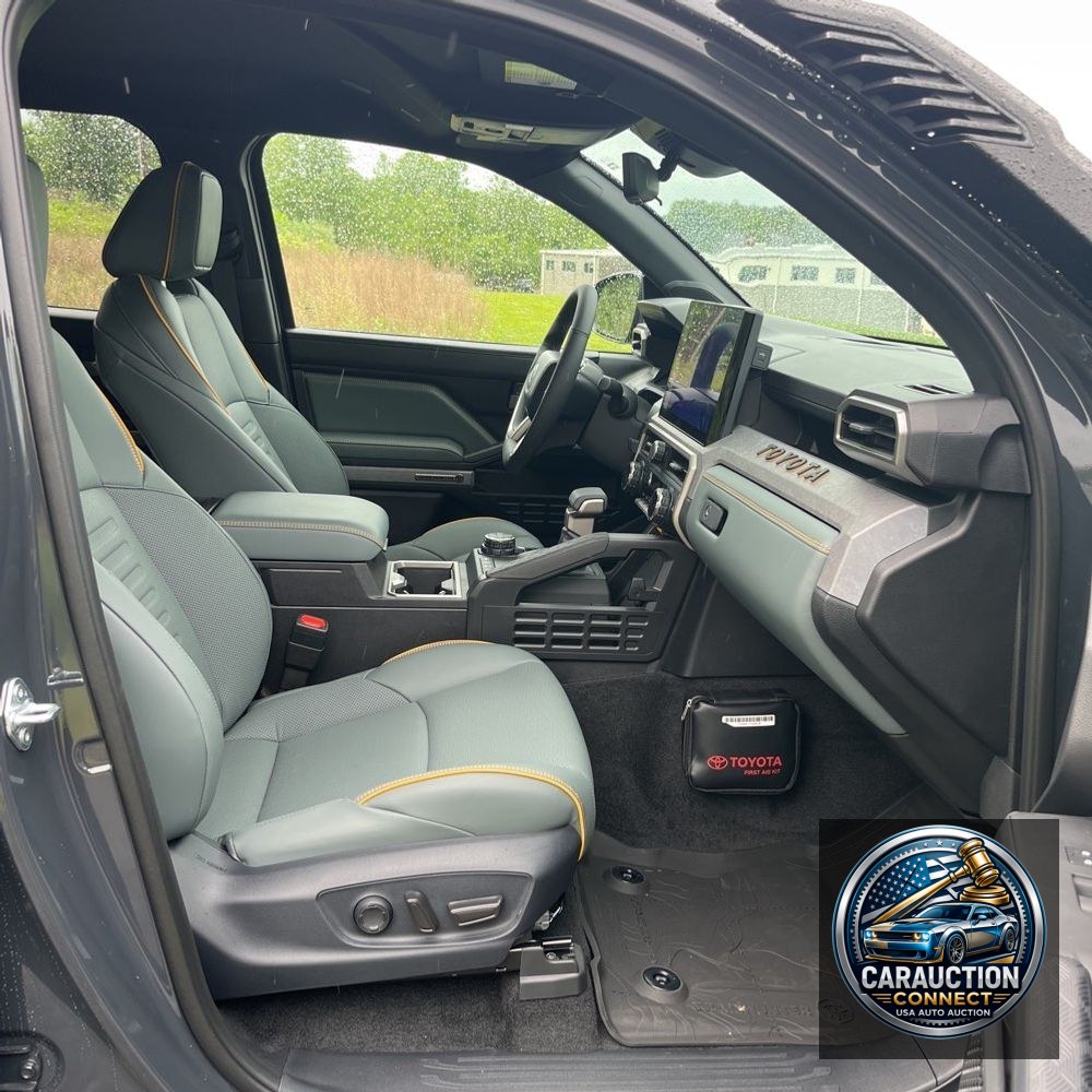 2025 Toyota Tacoma Trailhunter HV