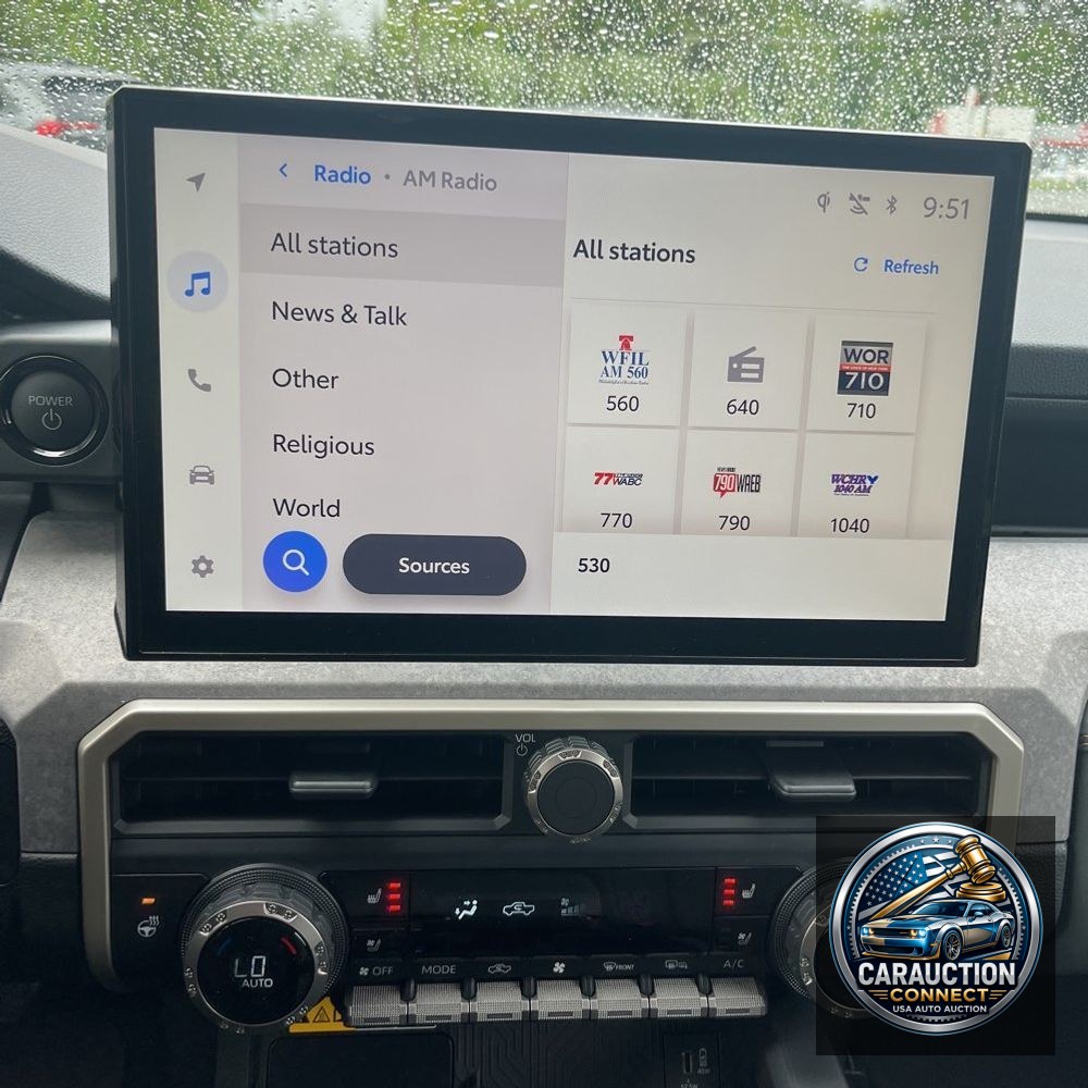 2025 Toyota Tacoma Trailhunter HV