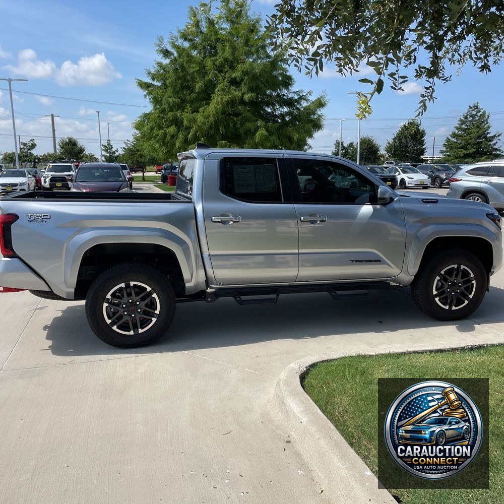 2025 Toyota Tacoma TRD Sport HV