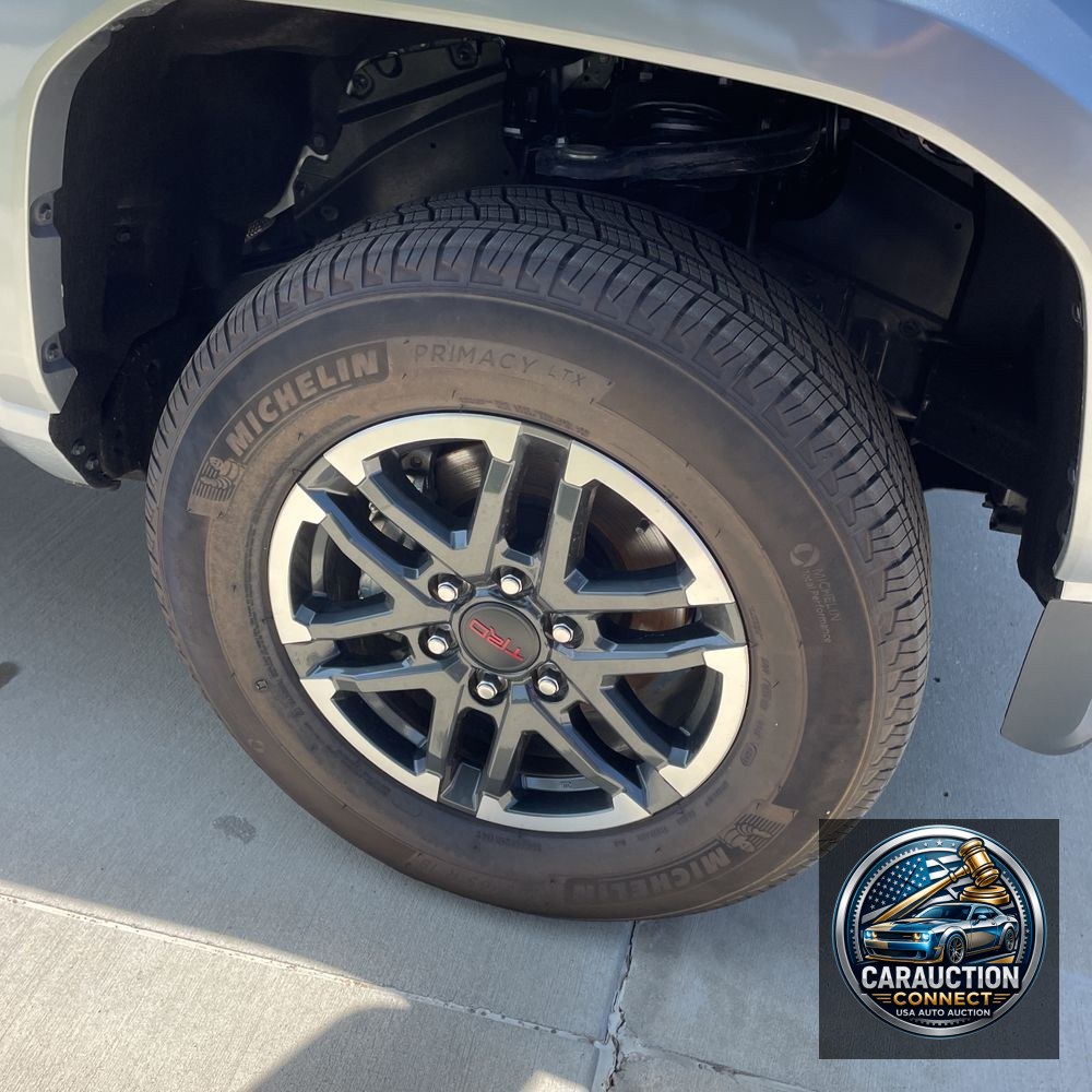 2025 Toyota Tacoma TRD Sport HV