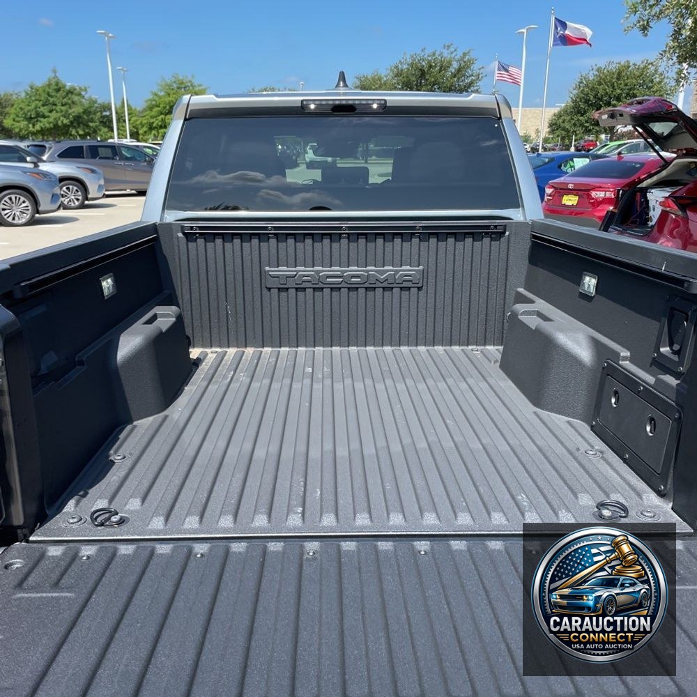 2025 Toyota Tacoma TRD Sport HV
