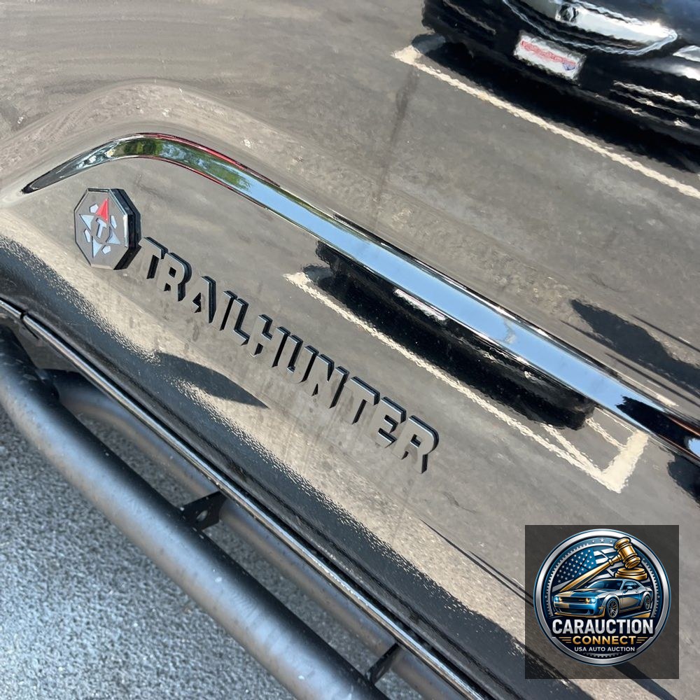 2025 Toyota Tacoma Trailhunter HV