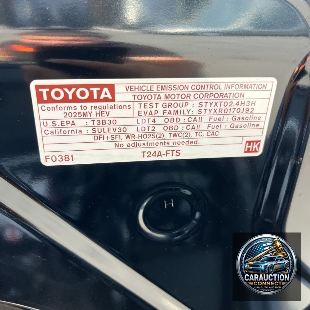 2025 Toyota Tacoma Trailhunter HV