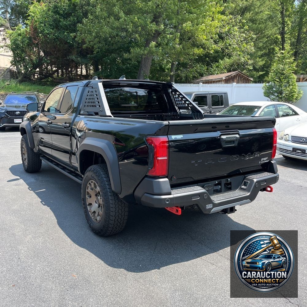 2025 Toyota Tacoma Trailhunter HV