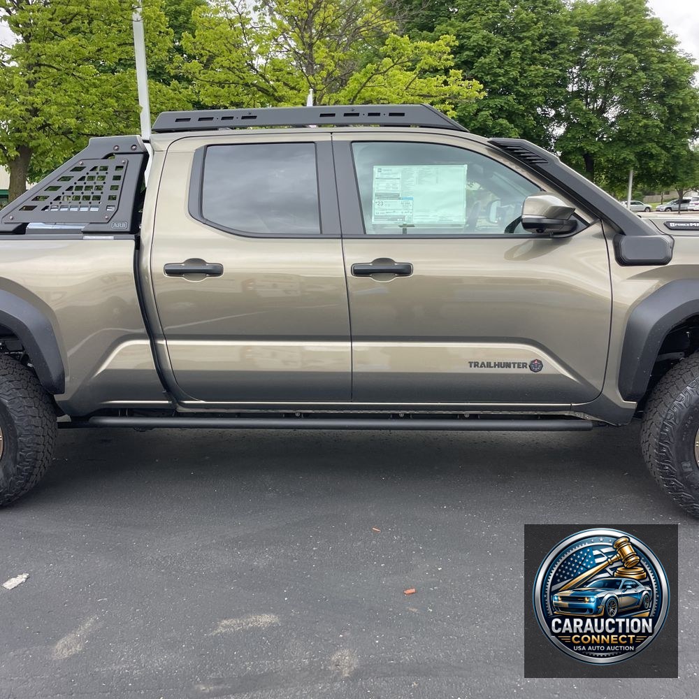 2025 Toyota Tacoma Trailhunter HV