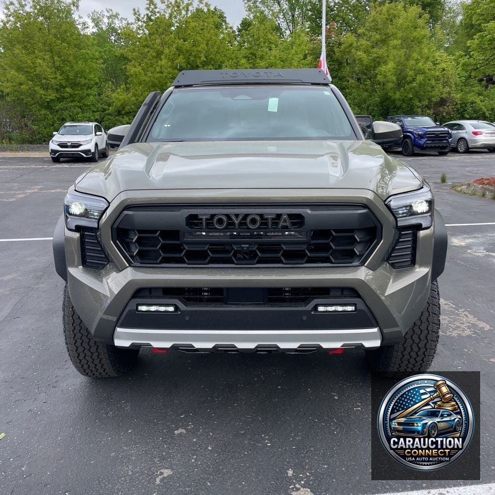 2025 Toyota Tacoma Trailhunter HV