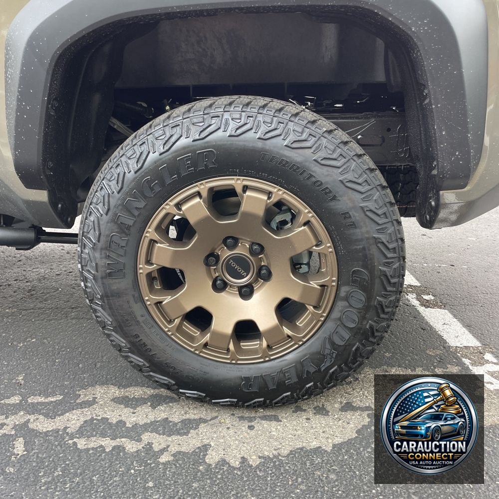 2025 Toyota Tacoma Trailhunter HV