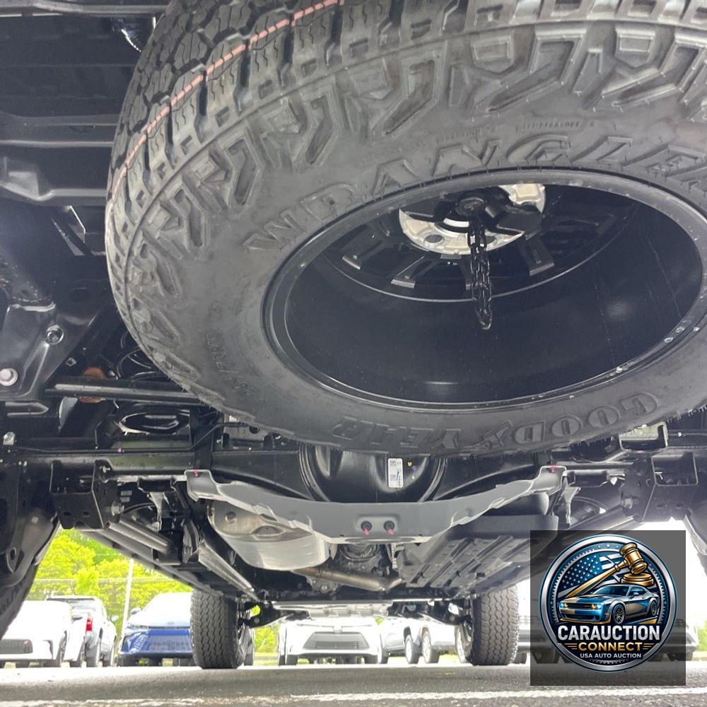 2025 Toyota Tacoma Trailhunter HV